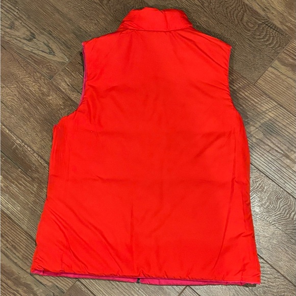 Reversible Puffer Vest, size Medium - Picture 7 of 7